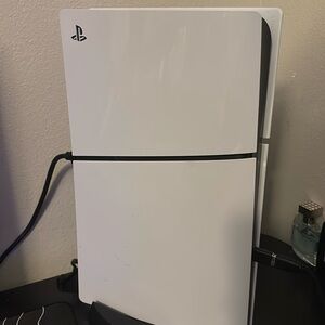 This is a ps5 slim w/ 1tb & you get all the games included on it have to pick up